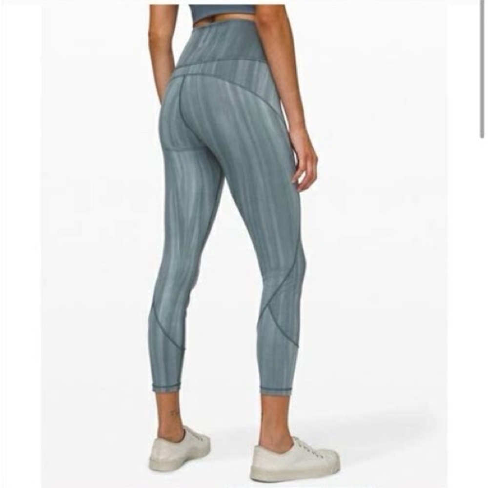 In Movement Pant Linear Spray Dye Ocean Everlux 25”